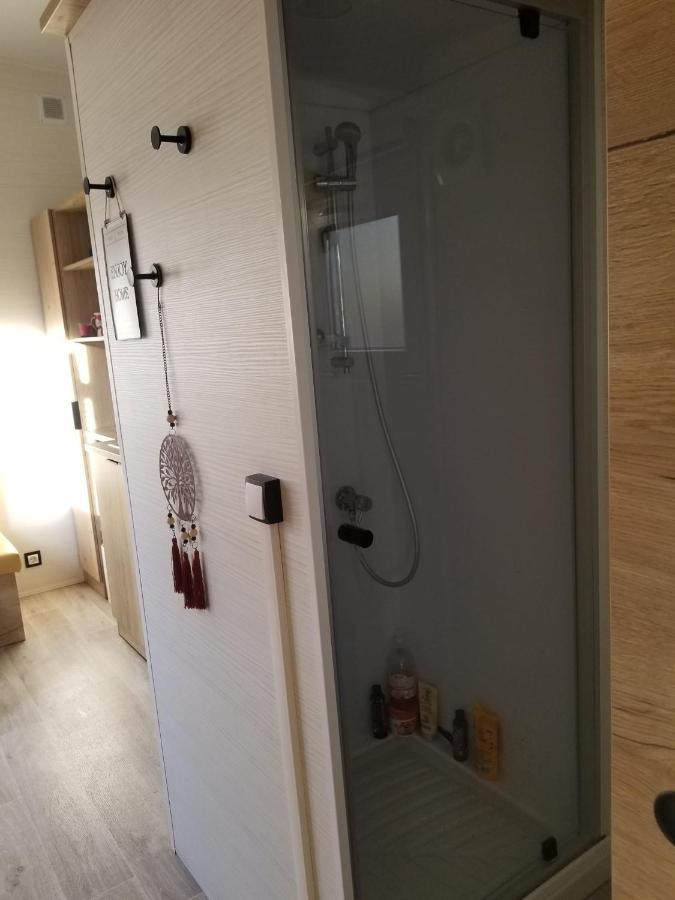 Hotel La Tiny Du Midi Tourrettes-sur-Loup Zewnętrze zdjęcie