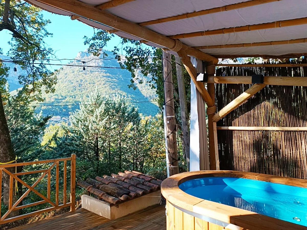Hotel La Tiny Du Midi Tourrettes-sur-Loup Zewnętrze zdjęcie