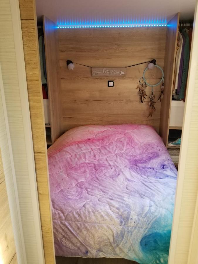 Hotel La Tiny Du Midi Tourrettes-sur-Loup Zewnętrze zdjęcie